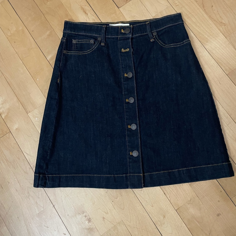 Gap button down denim skirt
